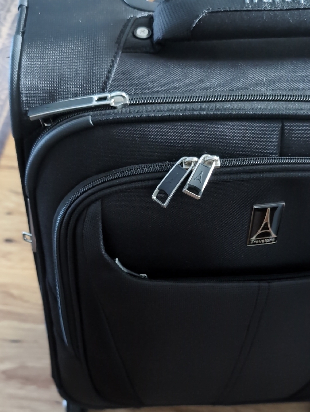 Travelpro Black Spinner Wheel, Expandable, Carry-On Suitcase - Picture 7 of 14